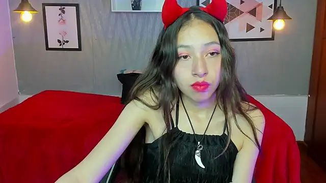 Snapshot of Valeria_roussi chatting on January 14, 2025, 2:32 pm Valeria roussi online show from January 14, 2025, 2:32 pm