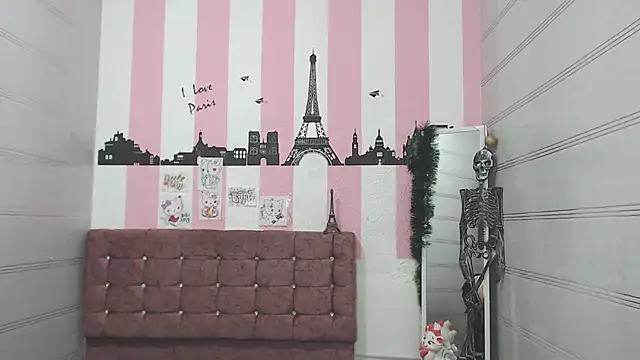 sara caplerx online show from September 26, 2025, 12:45 pm