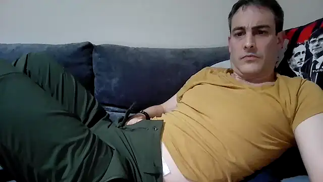 Snapshot of basquehotboy chatting on February 2, 2025, 10:49 pm basquehotboy online show from February 2, 2025, 10:49 pm