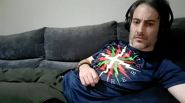 Snapshot of basquehotboy chatting on January 23, 2025, 8:56 pm basquehotboy online show from January 23, 2025, 8:56 pm