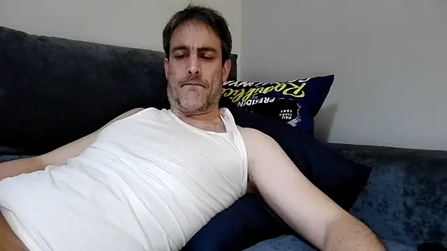 Snapshot of basquehotboy chatting on March 16, 2025, 1:49 am basquehotboy online show from March 16, 2025, 1:49 am