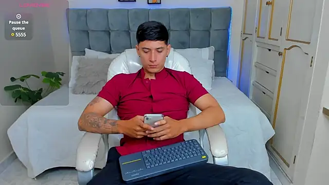 Damian23   online show from March 13, 2025, 12:56 pm