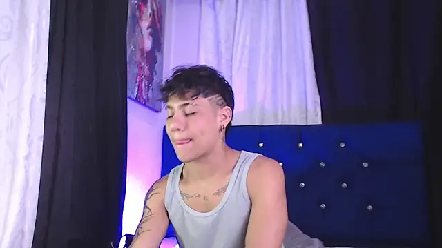 Sexys Boys Hot1 online show from February 21, 2026, 1:35 pm