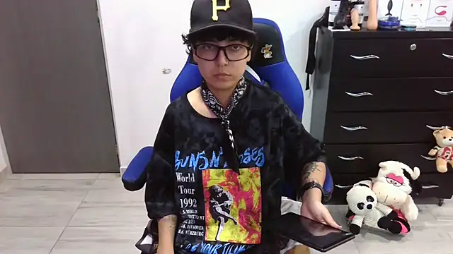 Snapshot of thomascooper7 chatting on January 9, 2026, 8:27 pm thomascooper7 online show from January 9, 2026, 8:27 pm