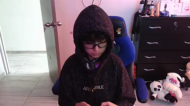 Snapshot of thomascooper7 chatting on February 10, 2026, 7:46 pm thomascooper7 online show from February 10, 2026, 7:46 pm