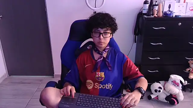 Snapshot of thomascooper7 chatting on February 16, 2026, 6:39 pm thomascooper7 online show from February 16, 2026, 6:39 pm