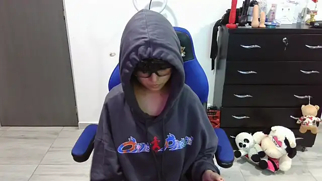 thomascooper7 online show from March 7, 2026, 1:23 am