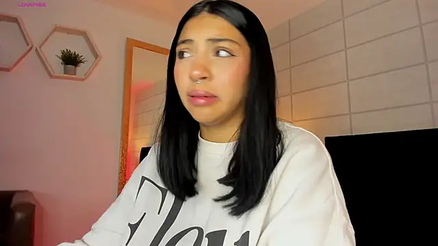 Christine Laam online show from November 19, 2025, 12:05 pm