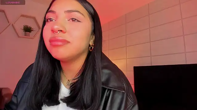 Christine Laam online show from December 15, 2025, 12:00 pm