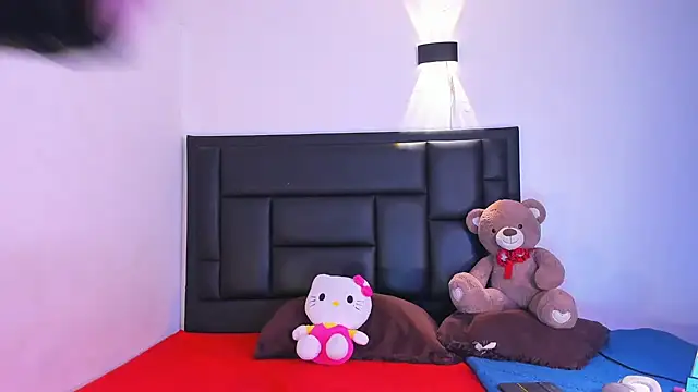 Snapshot of GiselleBlare chatting on September 16, 2025, 4:57 am GiselleBlare online show from September 16, 2025, 4:57 am