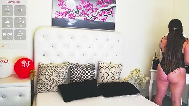 Ysabell01 online show from November 4, 2025, 5:22 am