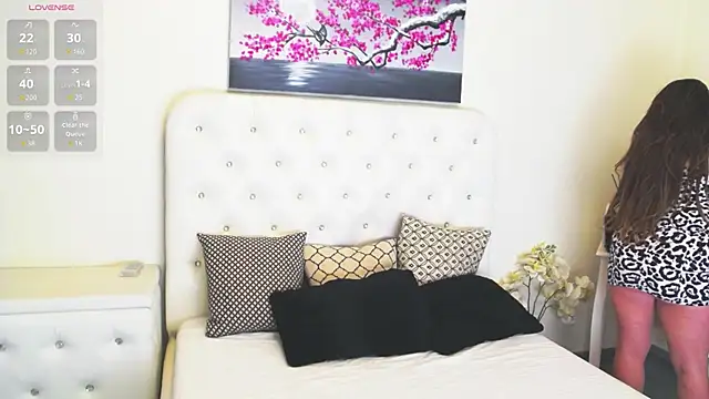 Ysabell01 online show from October 21, 2025, 4:23 am