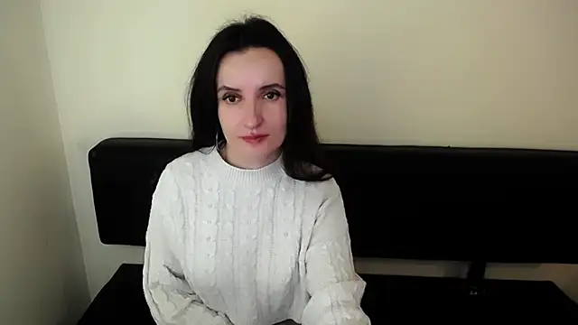 Snapshot of LaimaV_ chatting on October 13, 2025, 7:54 am LaimaV online show from October 13, 2025, 7:54 am
