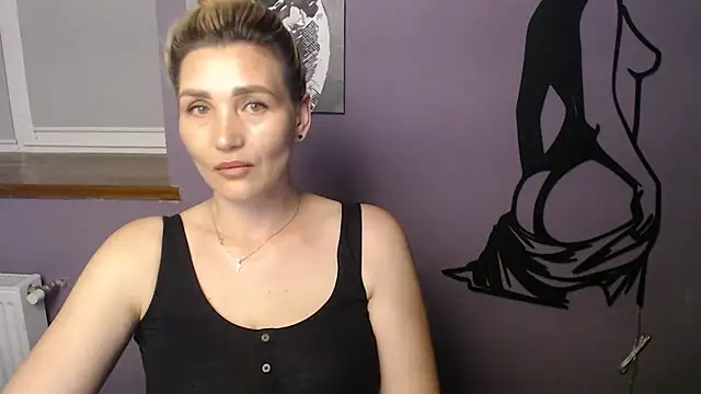  sexy lady online show from June 20, 2026, 2:22 pm