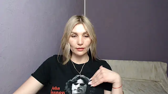 Snapshot of _sexy_lady chatting on March 13, 2025, 8:22 pm sexy lady online show from March 13, 2025, 8:22 pm