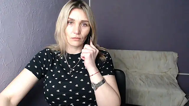Snapshot of _sexy_lady chatting on February 23, 2025, 4:02 pm sexy lady online show from February 23, 2025, 4:02 pm