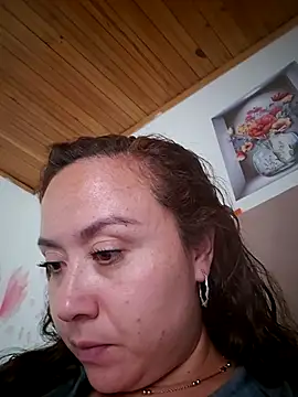 RenataSexy  online show from April 7, 2026, 5:26 pm