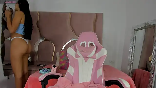 Sofia-candyht online show from April 12, 2026, 8:34 pm