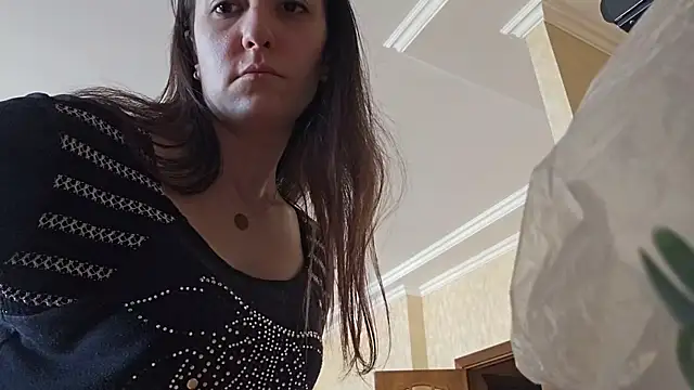 Snapshot of AlejandraDelaney chatting on February 4, 2025, 10:32 am AlejandraDelaney online show from February 4, 2025, 10:32 am