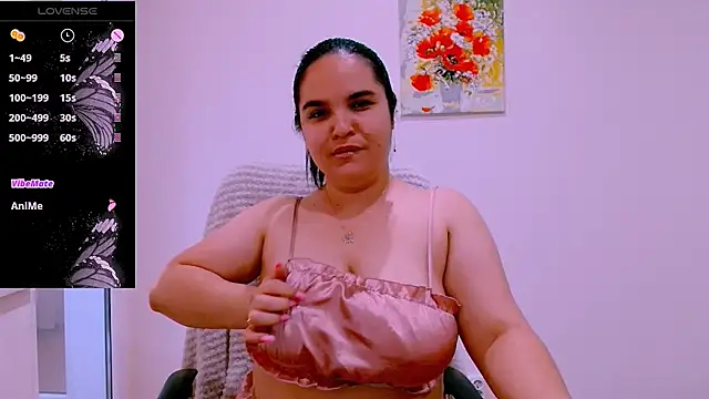 Ella-Diamond online show from July 29, 2026, 5:23 pm