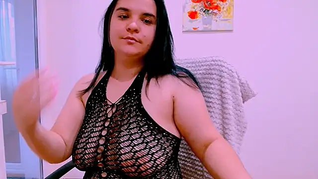 Ella-Diamond online show from July 27, 2026, 5:31 pm