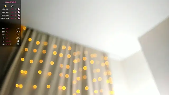 OttilieBurruss online show from March 11, 2025, 2:18 pm