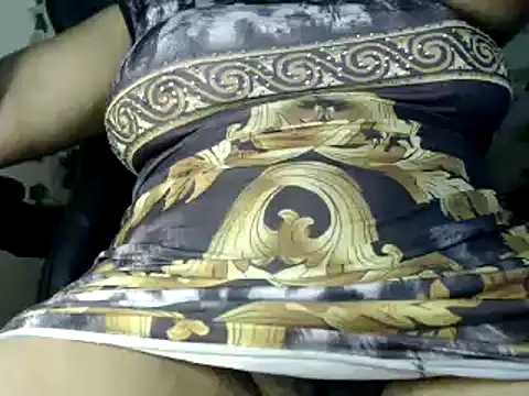 Snapshot of Queendeliciusss chatting on December 21, 2024, 10:40 pm Queendeliciusss online show from December 21, 2024, 10:40 pm