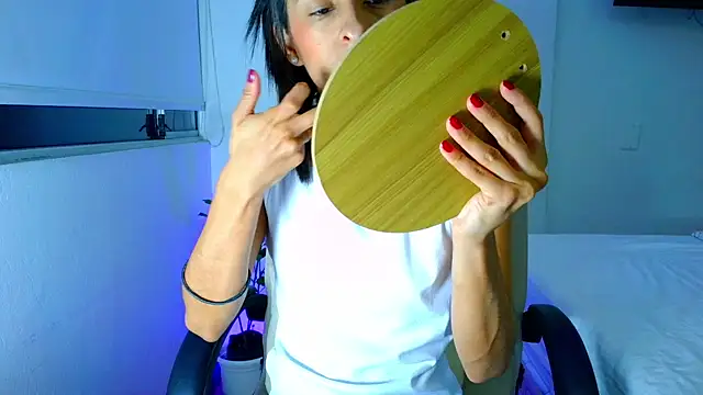 Snapshot of thedianakaro chatting on July 28, 2026, 3:25 am thedianakaro online show from July 28, 2026, 3:25 am