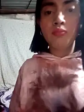 Snapshot of yovana13 chatting on January 18, 2026, 9:18 pm yovana13 online show from January 18, 2026, 9:18 pm