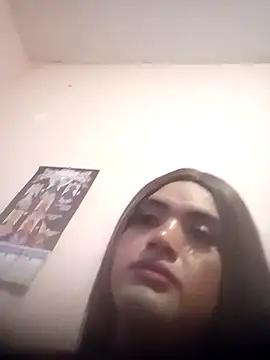 yovana13 online show from October 25, 2025, 10:03 am