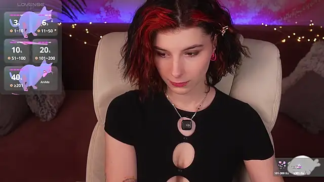 HaylaAmber online show from April 22, 2026, 1:18 pm