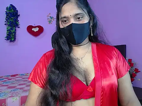 Snapshot of Hot_Maleka chatting on April 17, 2026, 4:43 pm Hot Maleka online show from April 17, 2026, 4:43 pm