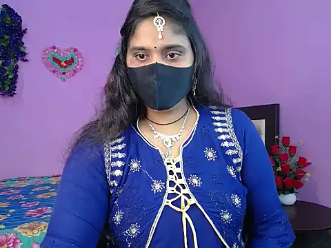 Hot Maleka online show from March 25, 2026, 4:39 pm