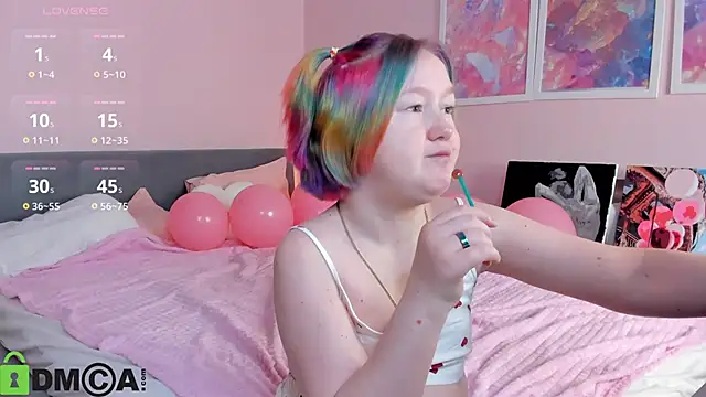 Sara Robinson online show from November 30, 2025, 3:07 am