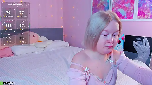 Sara Robinson online show from February 12, 2026, 2:44 am