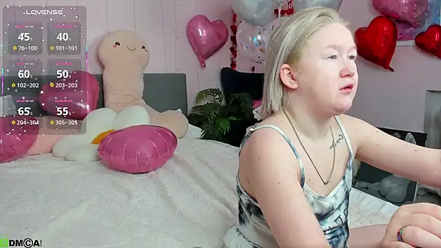 Sara Robinson online show from February 16, 2026, 2:54 am