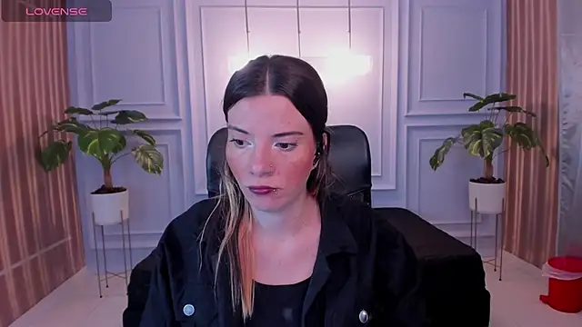 DanaaRey online show from January 9, 2026, 11:28 am