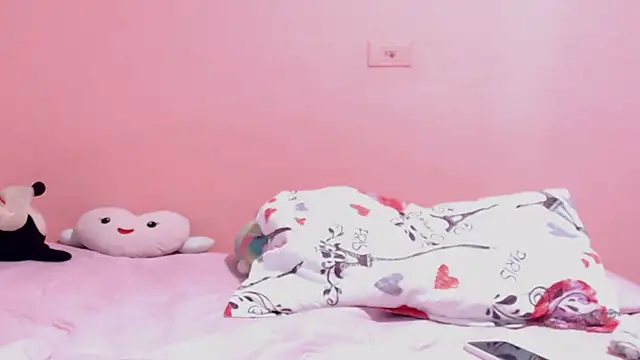 Vicky Love  online show from December 15, 2025, 12:55 pm