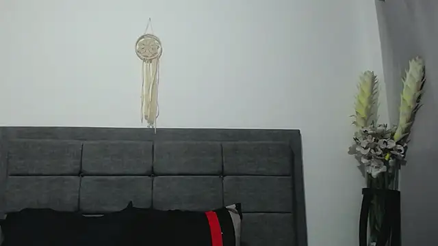 Snapshot of Vicky_Love_ chatting on February 18, 2025, 10:49 am Vicky Love  online show from February 18, 2025, 10:49 am