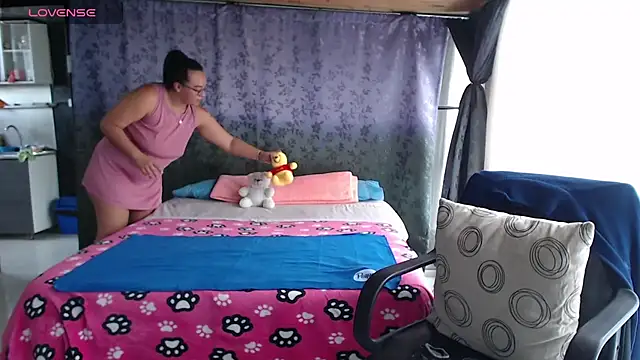 miia-big1boobs  online show from September 14, 2025, 2:28 pm