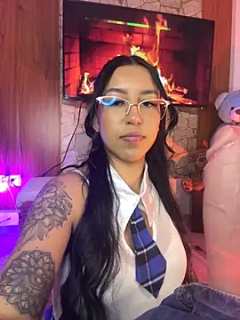 Tamara Roberts1 online show from September 15, 2025, 11:49 pm