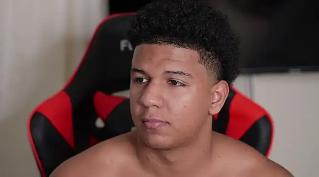 May Dylan1 online show from December 14, 2024, 2:11 am