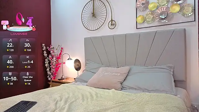 Gabriella gh online show from November 7, 2025, 8:13 pm