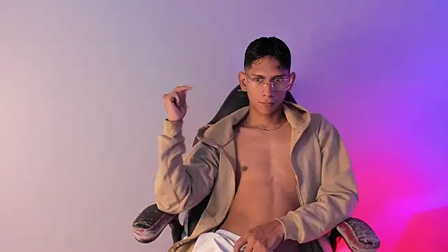 Nick Collins18 online show from October 2, 2025, 8:56 pm