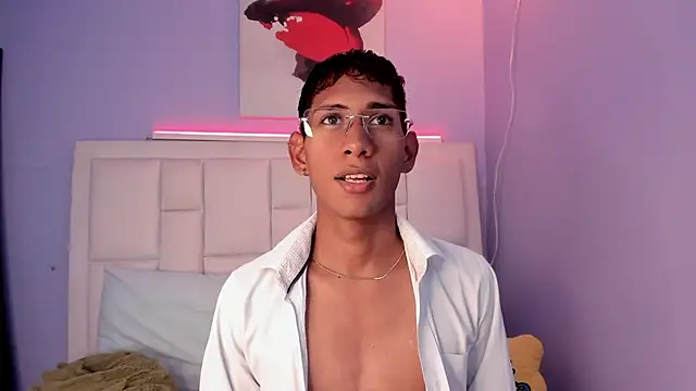 Nick Collins18 online show from February 16, 2026, 8:29 pm