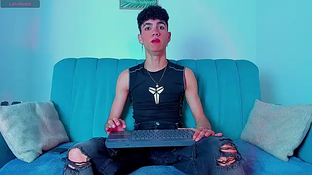 NeoRaptis online show from March 22, 2025, 8:15 pm