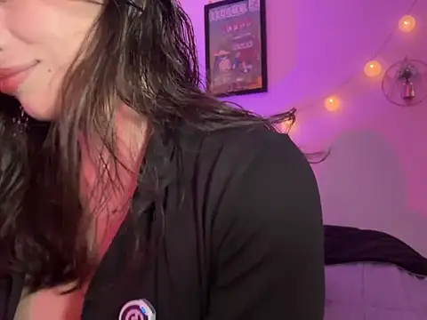 JessieCarter online show from November 25, 2025, 4:13 am