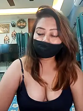 Snapshot of Cute-mona chatting on February 16, 2026, 7:45 pm Cute-mona online show from February 16, 2026, 7:45 pm