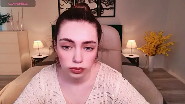 Snapshot of DaniellaLovely chatting on February 17, 2026, 11:18 am DaniellaLovely online show from February 17, 2026, 11:18 am