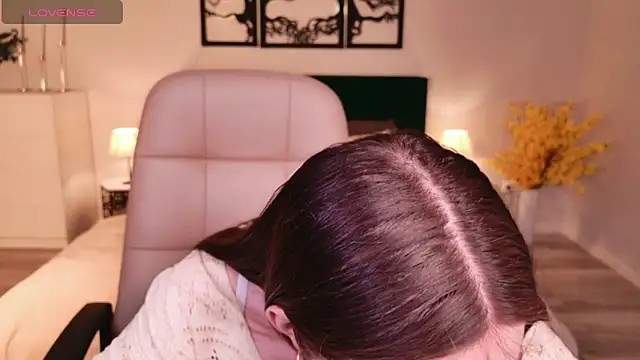 Snapshot of DaniellaLovely chatting on February 16, 2026, 11:20 am DaniellaLovely online show from February 16, 2026, 11:20 am